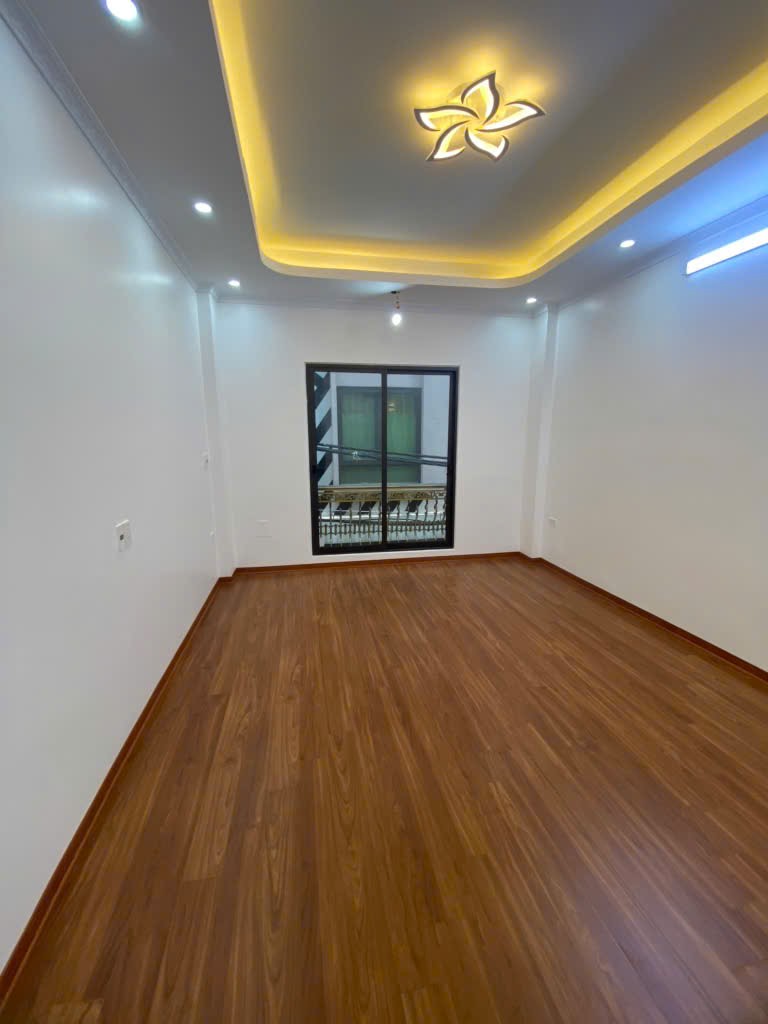 Nhà đẹp Tây hồ, ba bước ra chợ hoa Quảng Bá, hiếm trong khu vực - Ảnh 4