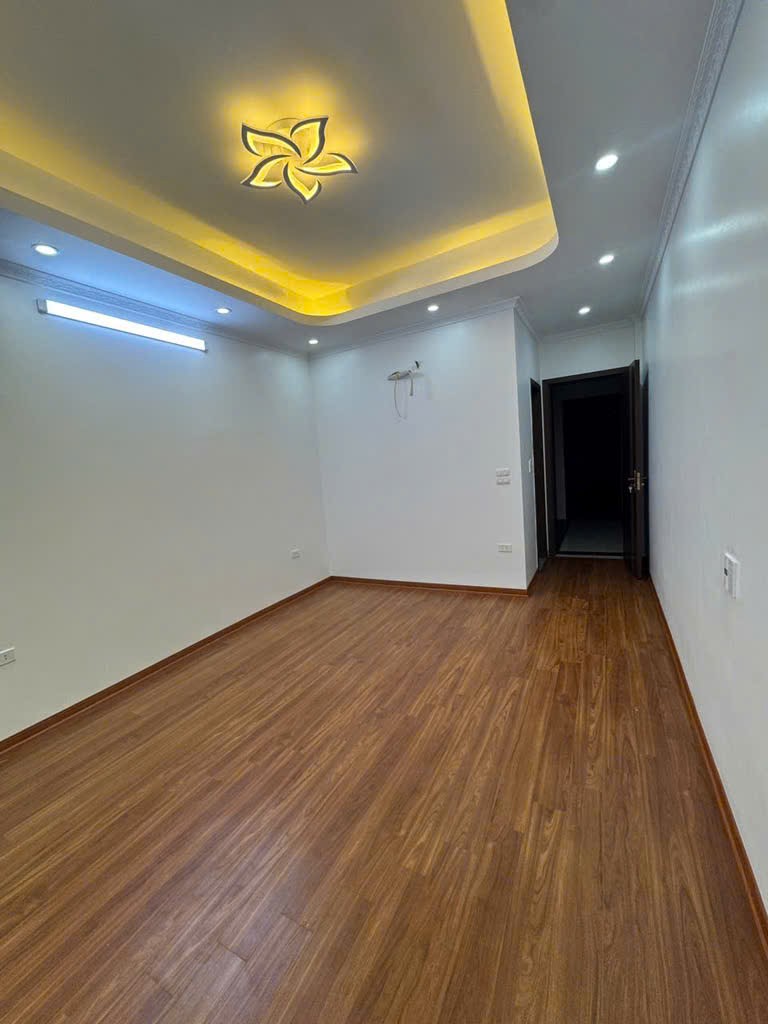 Nhà đẹp Tây hồ, ba bước ra chợ hoa Quảng Bá, hiếm trong khu vực - Ảnh 6