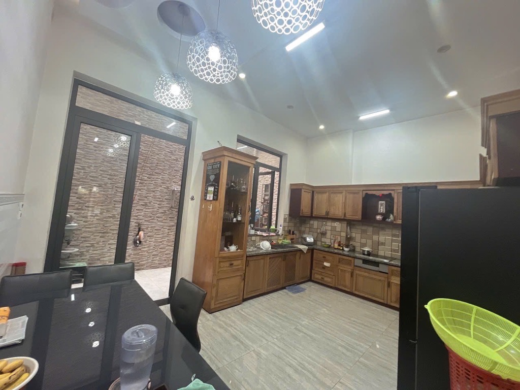 Mặt tiền chợ Bùi Minh Trực ngang 6x23 xây dựng 4 tầng chỉ 15 tỷ 3 - Ảnh 2
