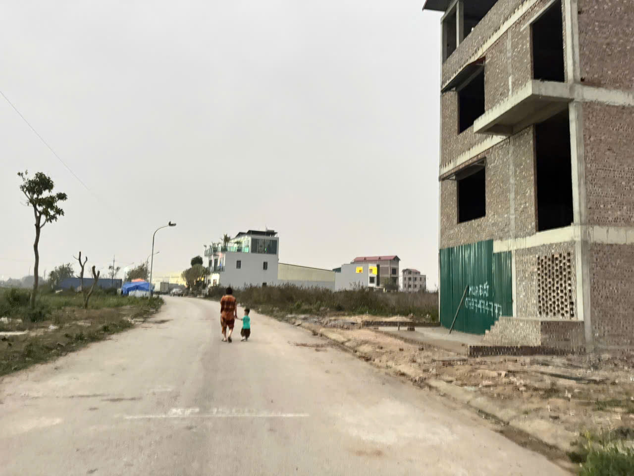 Bán Đất Tặng Nhà 3 Tầng Thô Khu Đô Thị Chi Đông, Mê Linh - Sổ Đỏ Sẵn Sàng - Ảnh chính