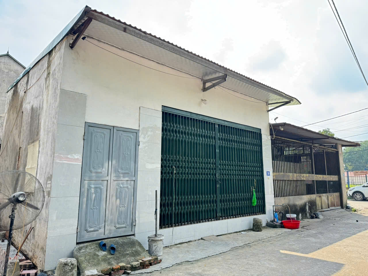 Bán đất tặng nhà C4, thôn Lâm Hộ, Thanh Lâm, Mê Linh. Đường thông, oto đỗ cực đẹp - Ảnh 2