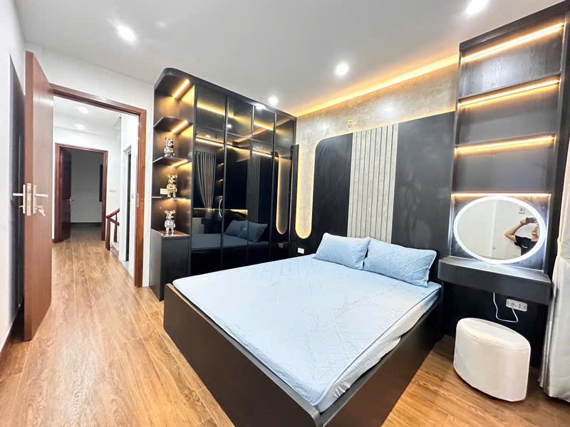 SIÊU PHẨM - KIM GIANG - NHÀ ĐẸP - FULL NỘI THẤT 37 M2 - CHỈ 8.x Tỷ - Ảnh 4