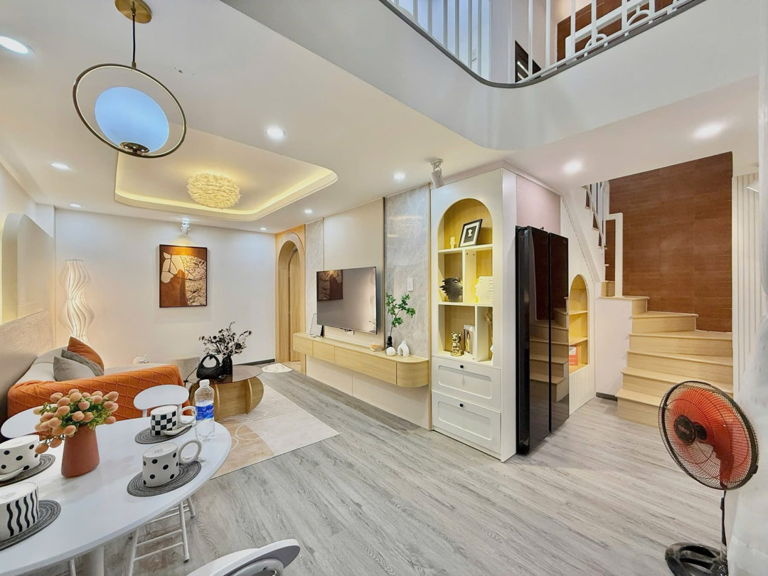 BÁN NHÀ 2 TẦNG LÊ THANH NGHỊ – FULL NỘI THẤT – GIÁ CHỈ 3,4xx TỶ TL - Ảnh 1