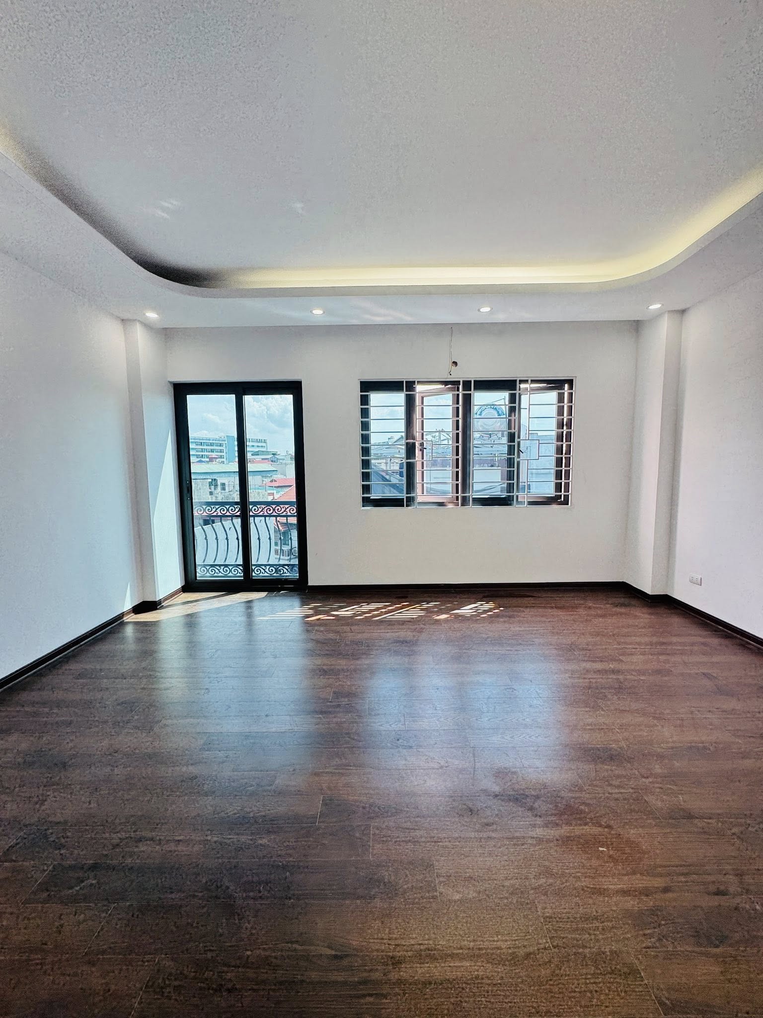Gấp. Bán Nhanh Nhà Phố Ngô Gia Tự 40m2 6T Thang Máy, Ô Tô Vào Nhà, Lô Góc 8.X Tỷ - Ảnh 3