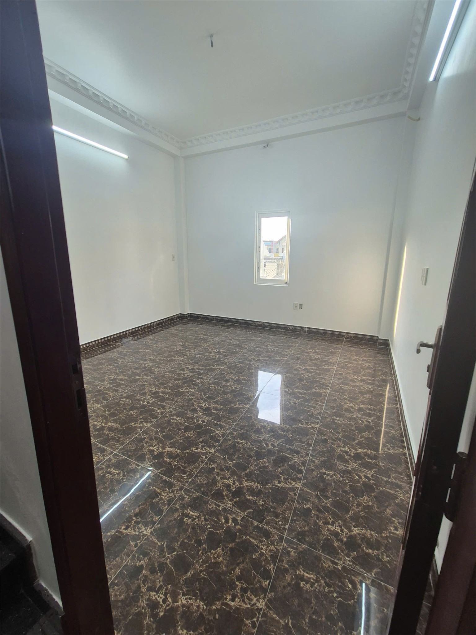 BÁN BIỆT THỰ MINI KHU VIP TÊN LỬA – 5 TẤM - NGAY NHÀ THỜ PHAO LÔ - Ảnh 2