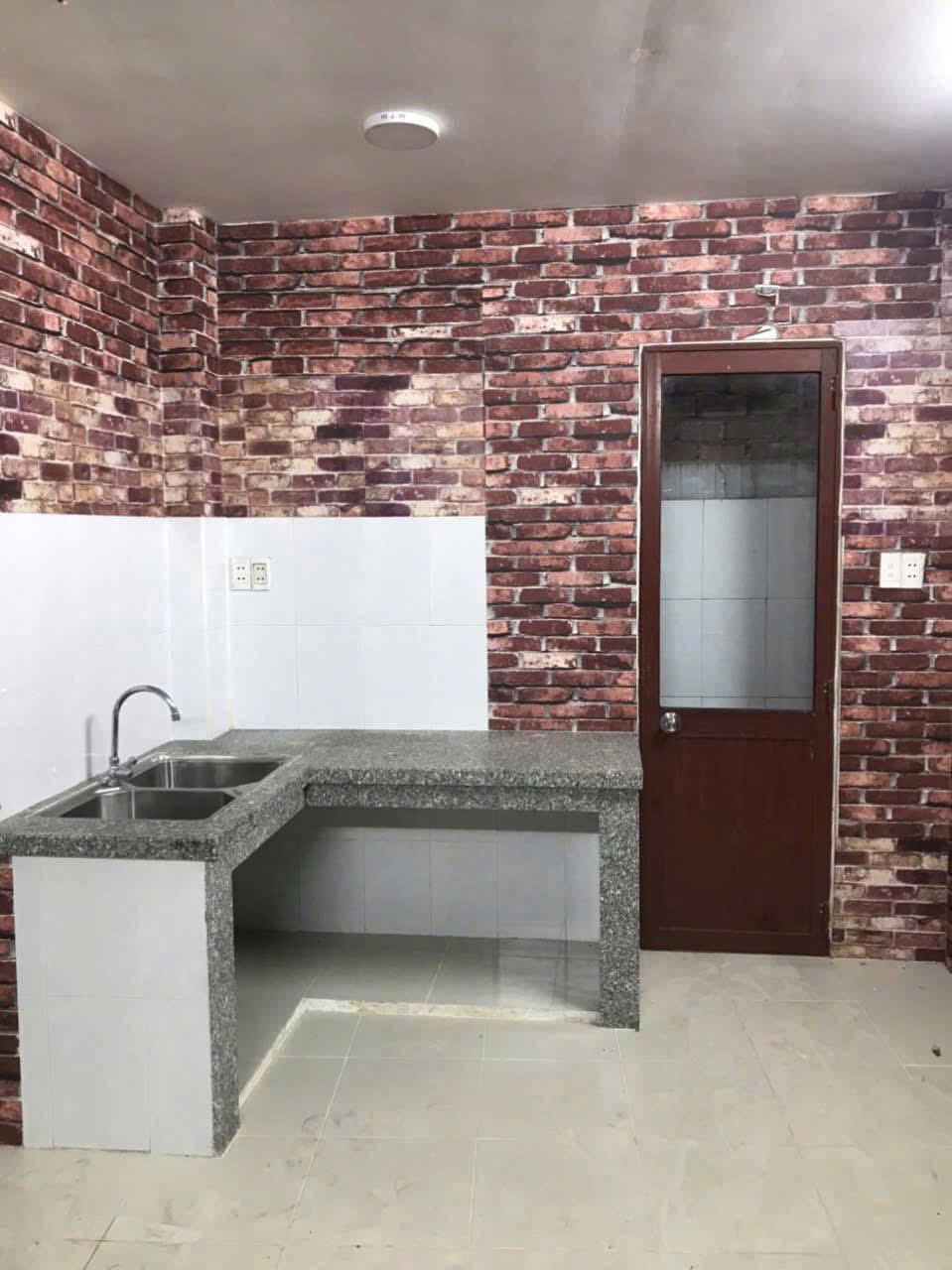 Nhà 3 tầng hẻm 165 đường Cống Quỳnh P.Nguyễn Cư Trinh Q1 - Ảnh 1
