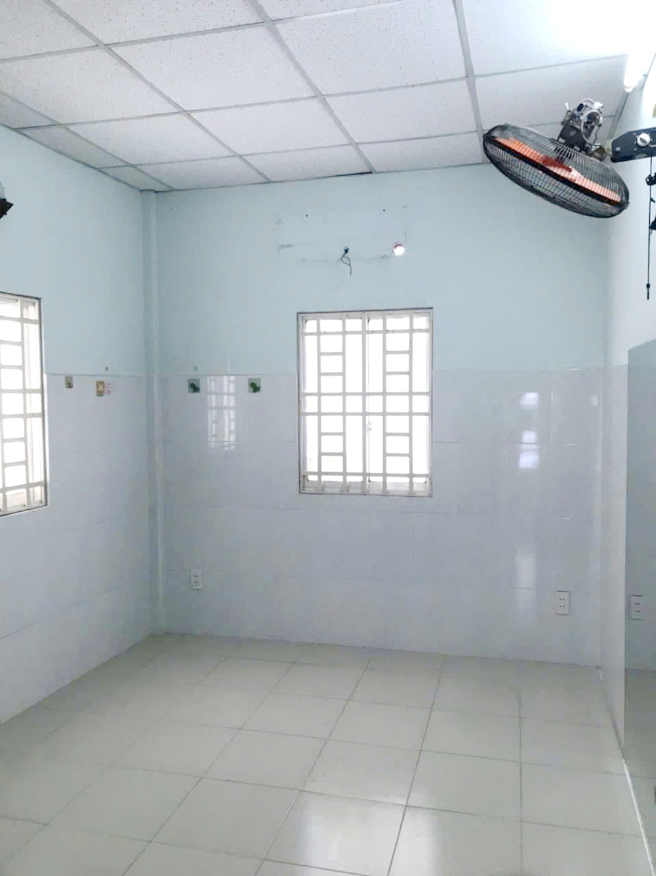 Nhà 3 tầng hẻm 165 đường Cống Quỳnh P.Nguyễn Cư Trinh Q1 - Ảnh 2