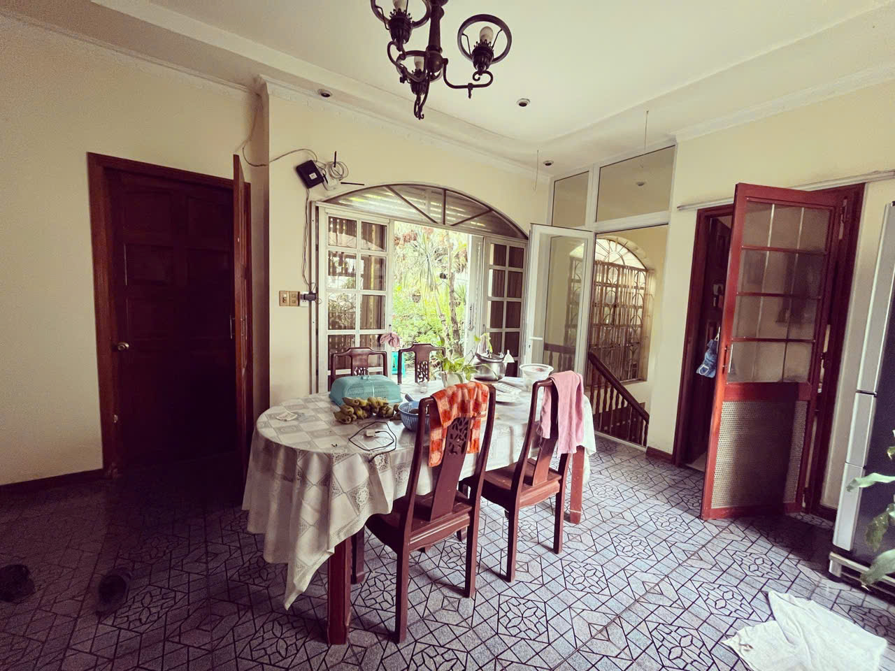 Bán nhà mặt tiền 420m² đường Nguyễn Thiện Thuật, Bình Thạnh – biệt thự cổ điển, giảm giá mạnh còn - Ảnh 4
