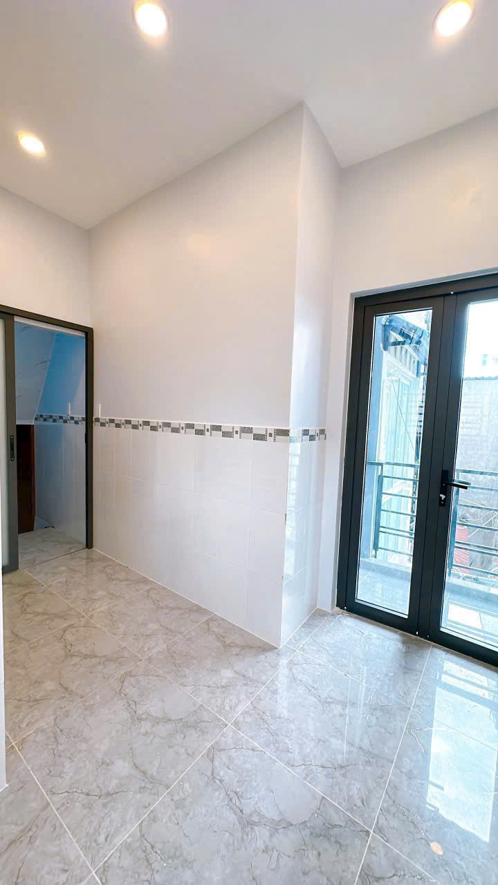KÈO THƠM PHƯỜNG 16 - QUẬN 4 – NHÀ 2 LẦU GIÁ CHỈ 1.8 TỶ - Ảnh 3