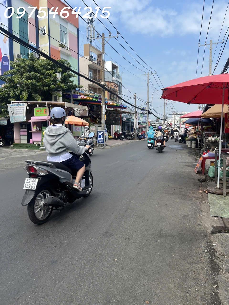 Bán nhà mặt tiền 650m² Phan Anh, gần ngã tư Bốn Xã, doanh thu 300 triệu/tháng, giá 75 tỷ<br><br>303 - Ảnh 1