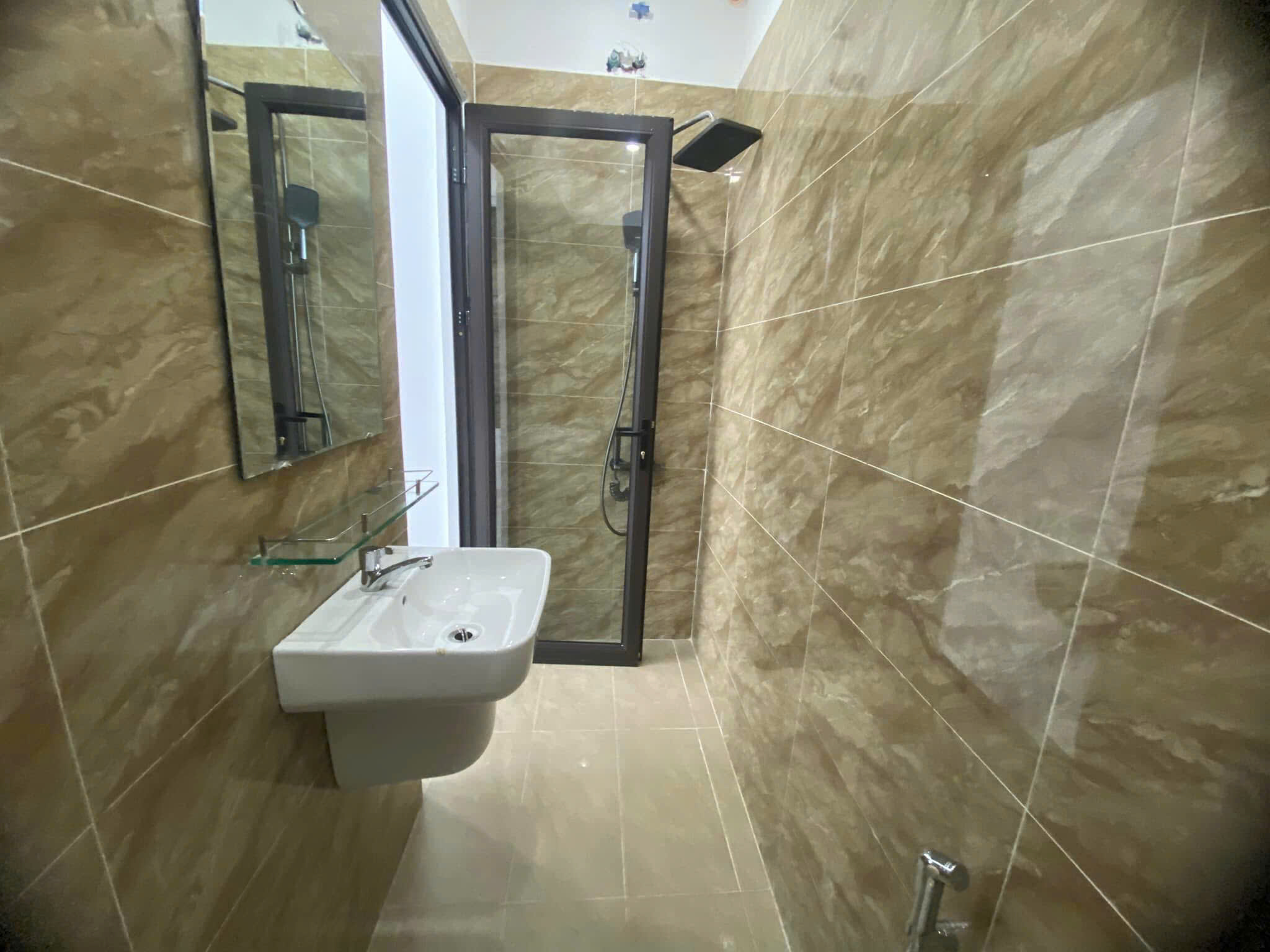 CẦN BÁN NHÀ 2 TẦNG – 2 MẶT KIỆT – TRUNG TÂM HẢI CHÂU – GIÁ CHỈ NHỈNH 3 TỶ - Ảnh 2