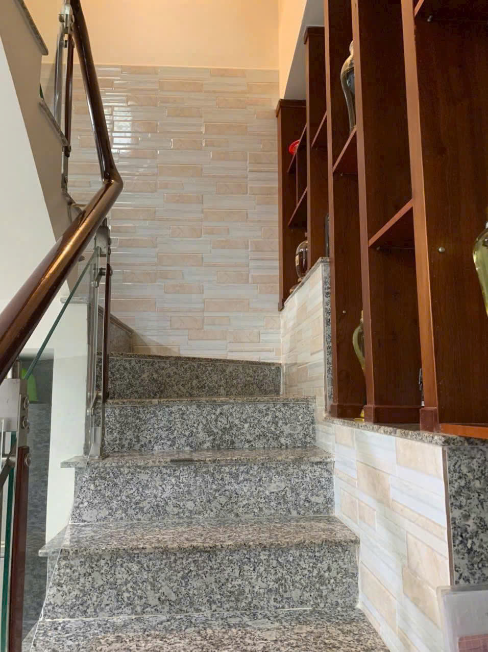 BÁN GẤP NHÀ HẺM  số 52 Đường SỐ 8 64 MÉT 3 TẦNG , DT: 4 x 16  giá mềm 6.6 tỷ P.Bình Hưng Hòa, Q. - Ảnh 3