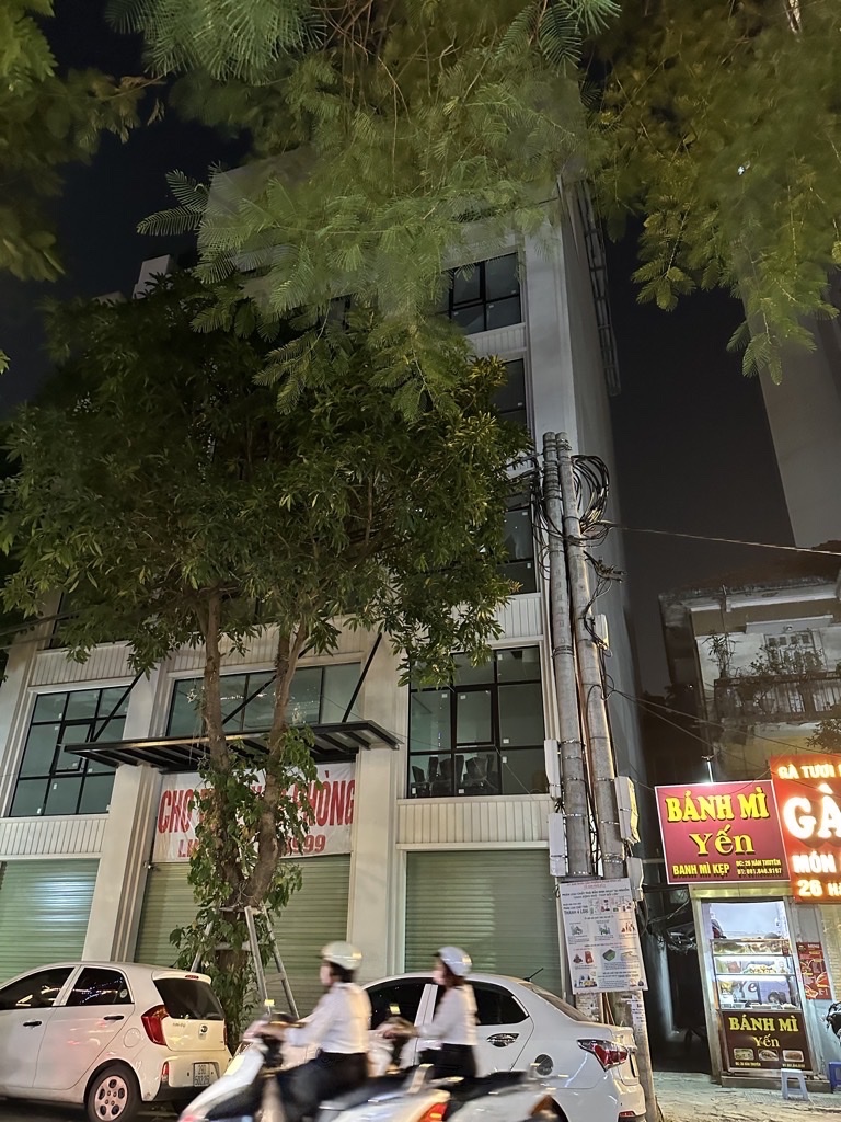 Bán mảnh đất phố Hàn Thuyên 275m Mặt Tiền 12m vỉa hè 5m 135 tỷ - Ảnh 2