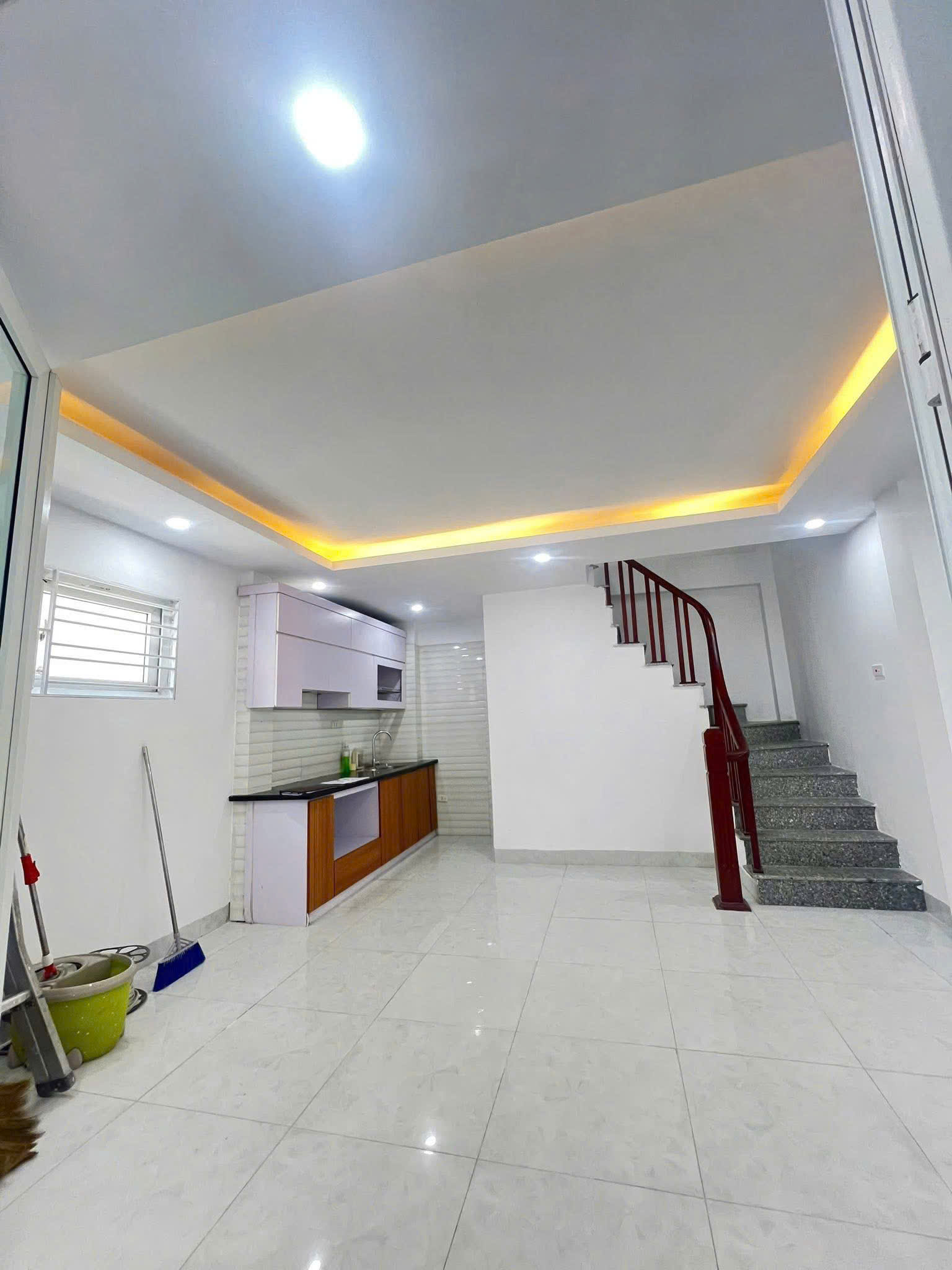 BÁN TOÀ CCMN - 5 PHÒNG FULL ĐỒ - LÔ GÓC PHỐ QUAN NHÂN THANH XUÂN DIỆN TÍCH 35M2 MT 6M 6 TỶ - Ảnh 5