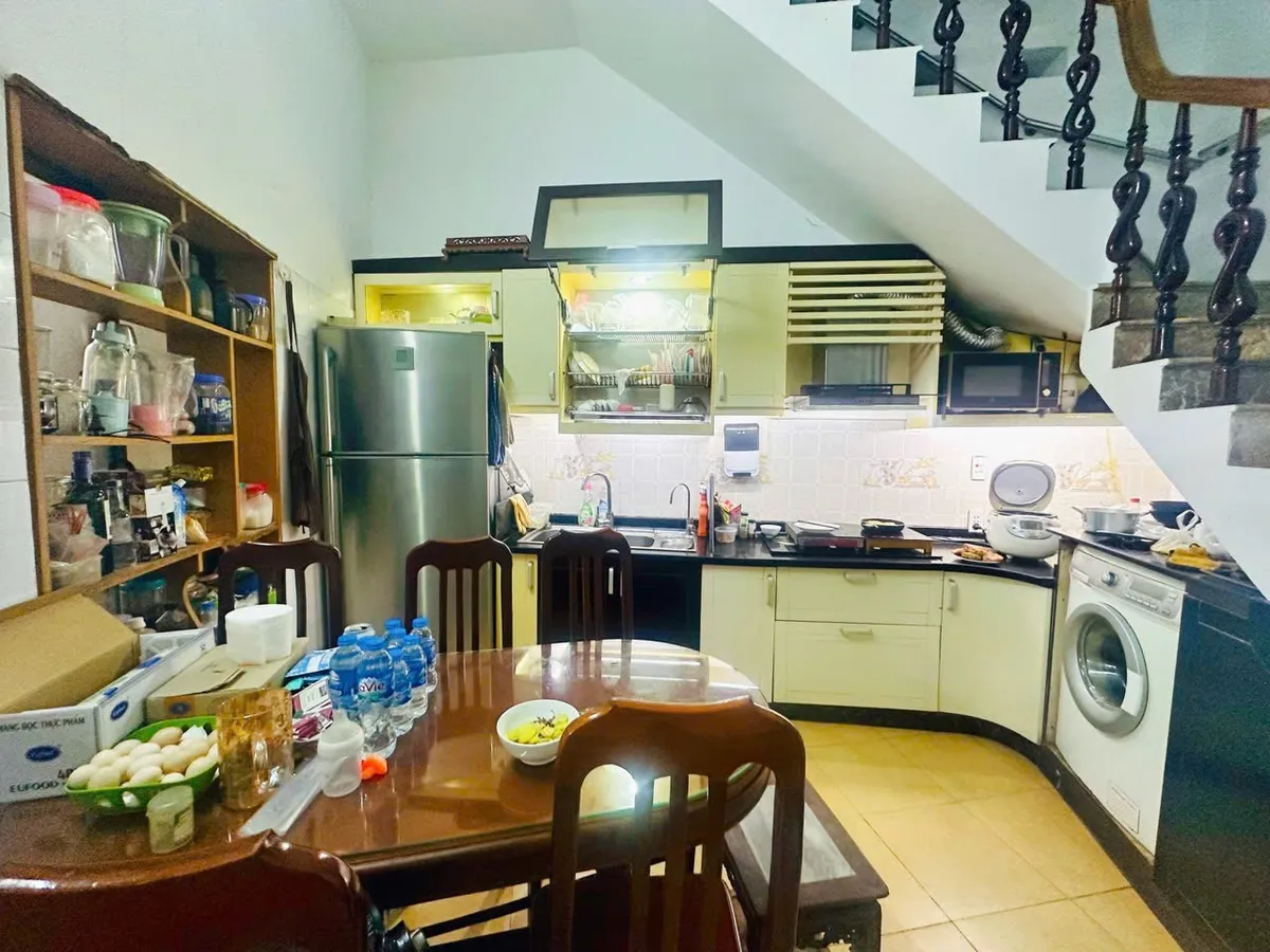Bán Nhà Võ Thị Sáu. Hai Bà Trưng. Lô Góc. Ô Tô. DT 105m2. MT 4,8m. 3 Tầng. Giá 22,9 Tỷ. - Ảnh chính