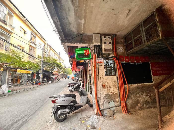 ĐỐNG ĐA - VÀI NHÀ RA PHỐ - NGÕ THẲNG - 6 TẦNG 8 NGỦ - NHỈNH 5.xx tỷ - CHO TH.UÊ 40 TRIỆU/ THÁNG. - Ảnh chính