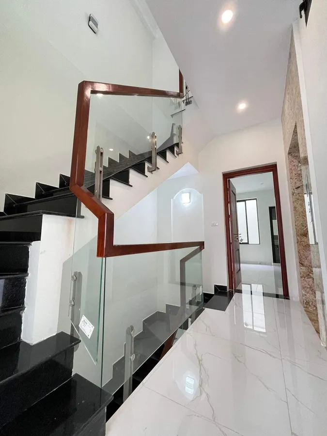 Bán Nhà Ngọc Khánh. Ba Đình. 5 Tầng Thang Máy. Ô Tô. Vỉa Hè. DT 85m2. MT 4,8m. Giá 25,9 Tỷ. - Ảnh 3