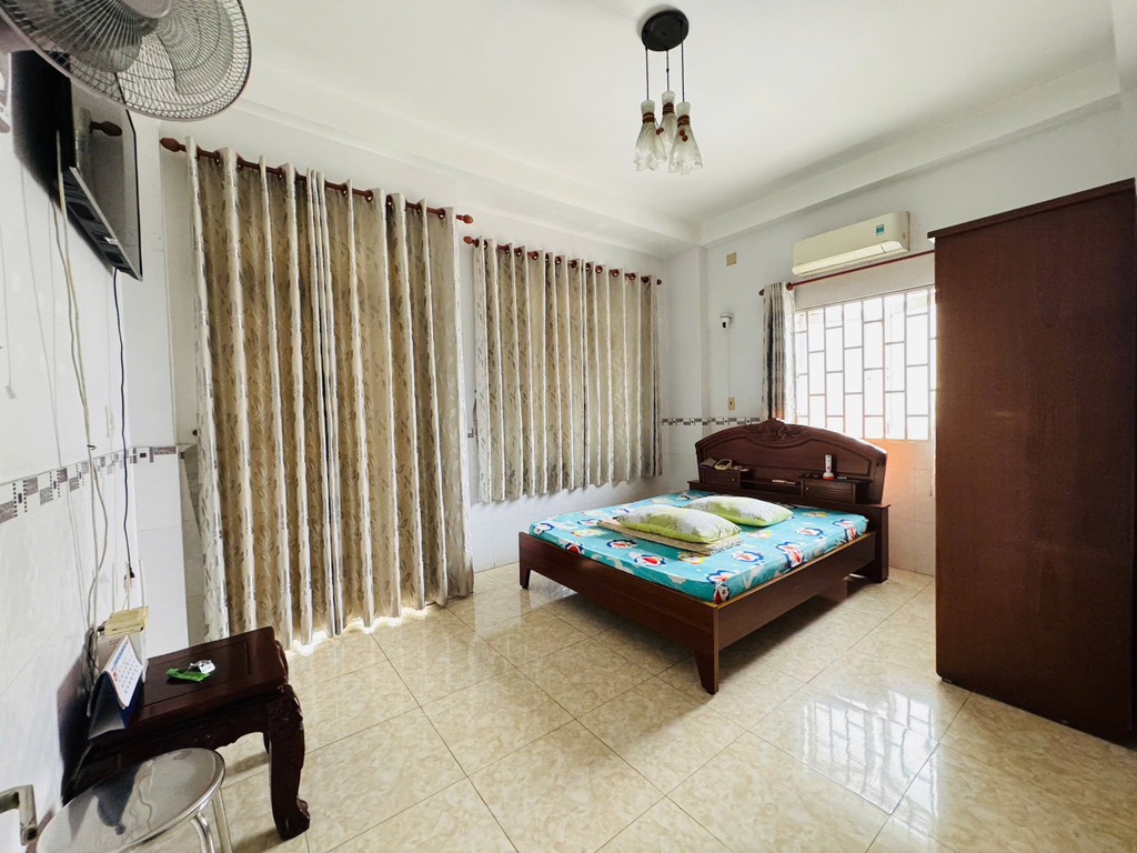 HOT, CẦN BÁN GẤP NHÀ ĐẸP BÌNH ĐÔNG [P14, Q8] DT:51M2(4.9 X 11M)4T, 4PN,3WC CHỈ 6.15 TỶ - Ảnh 3