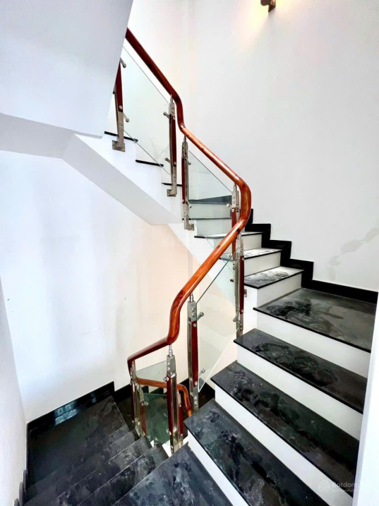BÁN NHÀ P.5 - GẦN CHỢ CÂY QUÉO- ÔT NGỦ - 55M2 - 3 TẦNG - 3 PN - SỔ VUÔNG - 7.5 TỶ - Ảnh 1