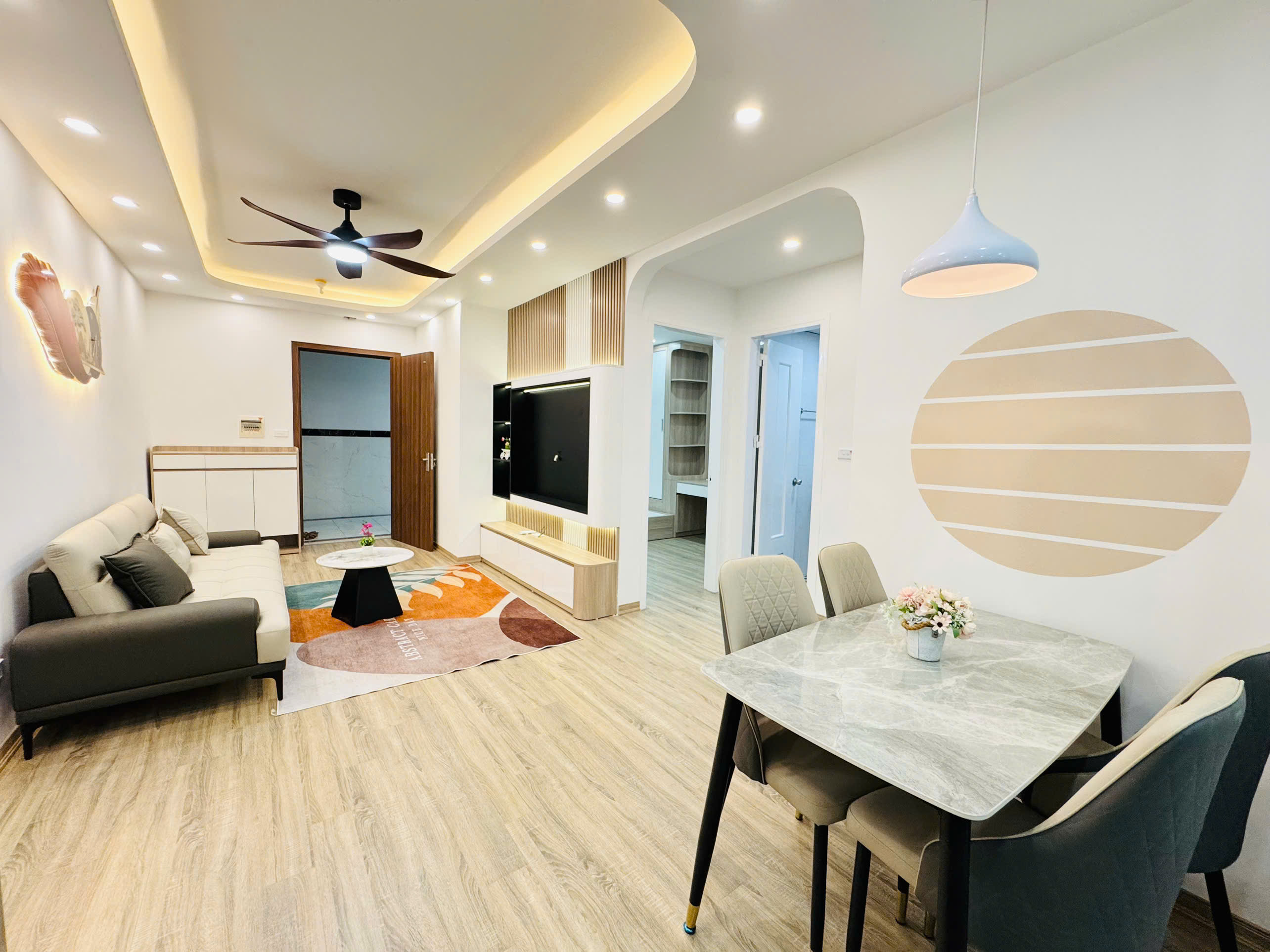 Bán căn hộ chung cư view hồ HH Linh Đàm, Hoàng Mai giá 2.9x tỷ - Ảnh 1