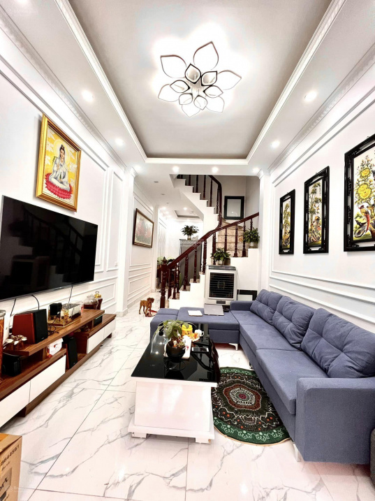 Bán nhà Đại Từ - DT 46m2x4 tầng, ngõ oto,nhà đẹp, giá 7.29 tỷ, cực đẹp, thoáng, ở luôn - Ảnh chính