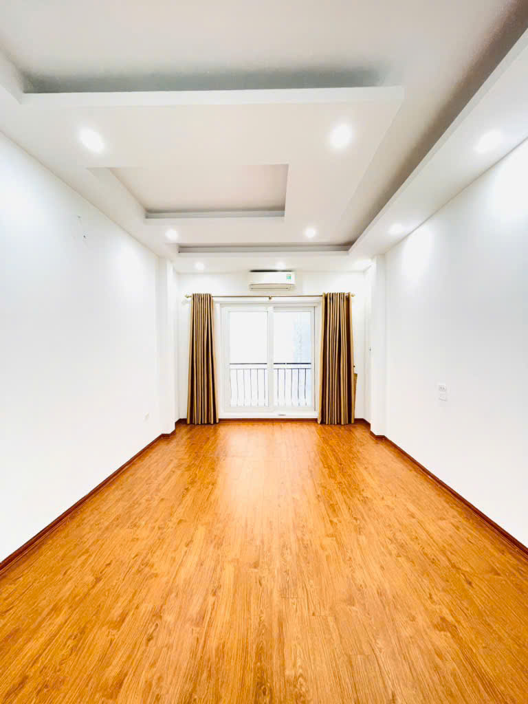 Bán nhà riêng tại Bằng B, Hoàng Liệt, Hoàng Mai, ô tô đỗ cổng, 32m2 5 tầng 6.x tỷ - Ảnh 4