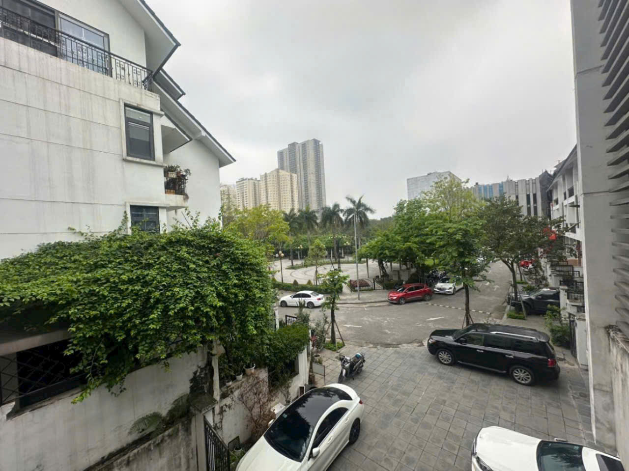 Bán biệt thự khu VIP phường Trung Hòa, Cầu Giấy 161m2 5 tầng, MT 7.7m, 53 tỷ - Ảnh 2