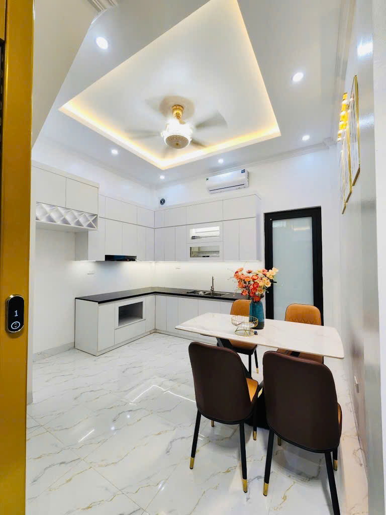 Siêu phẩm phân lô mới đét phố Thái Hà, Đống Đa, 43m2, 5 tầng thang máy, gara ô tô, giá 16.x tỷ - Ảnh 2