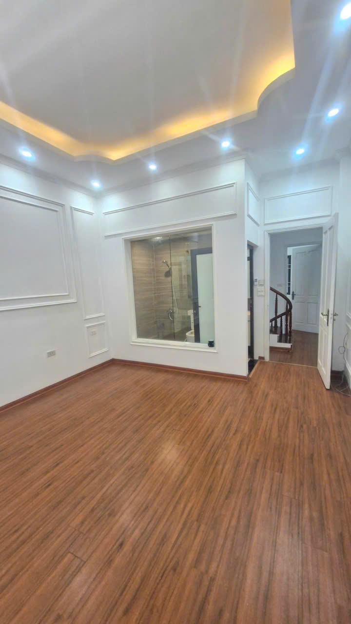 Bán phân lô cán bộ 4 tầng, 44m2 phố Thái Hà, quận Đống Đa, gara ô tô, giá chỉ nhỉnh 14 tỷ - Ảnh 2