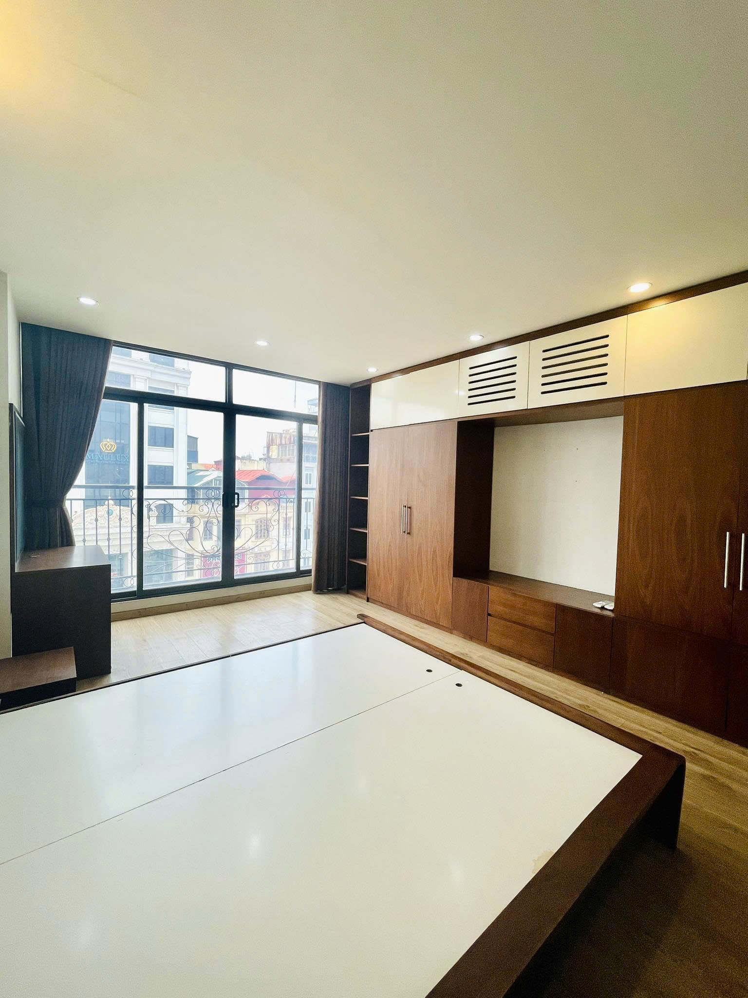 Bán nhà Nghi Tàm mặt phố 40m 7 tầng thang máy, ô tô đỗ cửa, giá 19 tỷ – kinh doanh, cho thuê cực tốt - Ảnh 3
