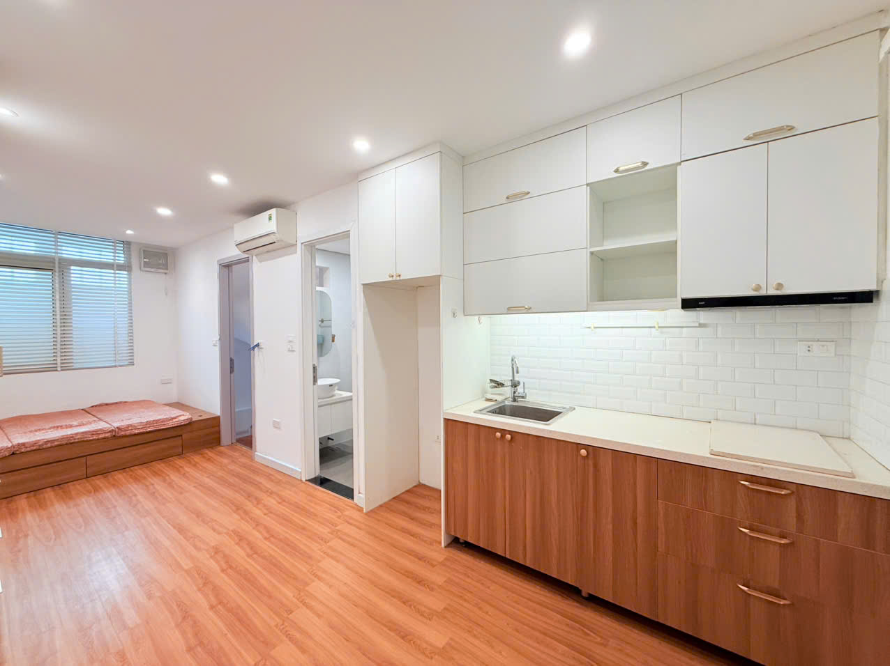 Đầu tư siêu lời: Nhà Hoàng Hoa Thám 30 m² – 4 tầng – giá 8,65 tỷ –cho thuê hoặc ở cực ổn- 5m ra ô tô - Ảnh 4