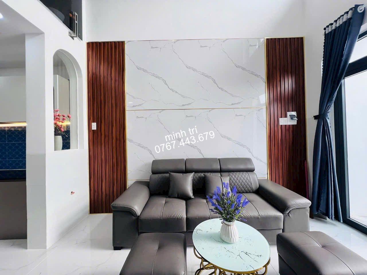 🏡 NHÀ ĐẸP GIÁ TỐT  CHỈ 900 TRIỆU, DT 80m2, 1 TRỆT 1 LẦU, GẦN KCN, SHR, CHÍNH CHỦ, - Ảnh 1