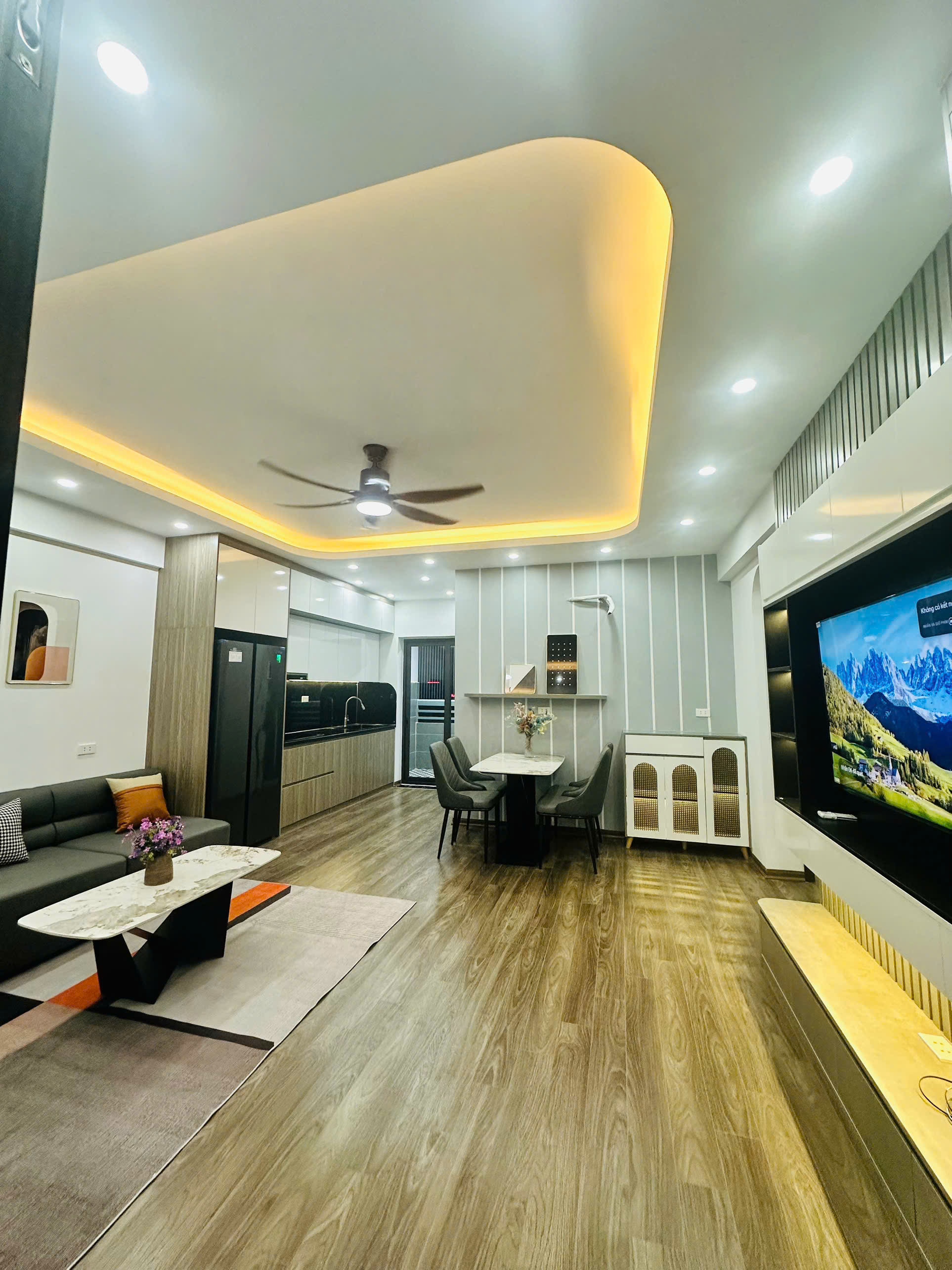 Bán căn hộ chung cư CT4B-X2 Bắc Linh Đàm, Hoàng Mai, 68m2, 2 ngủ, giá 4.4x tỷ - Ảnh chính