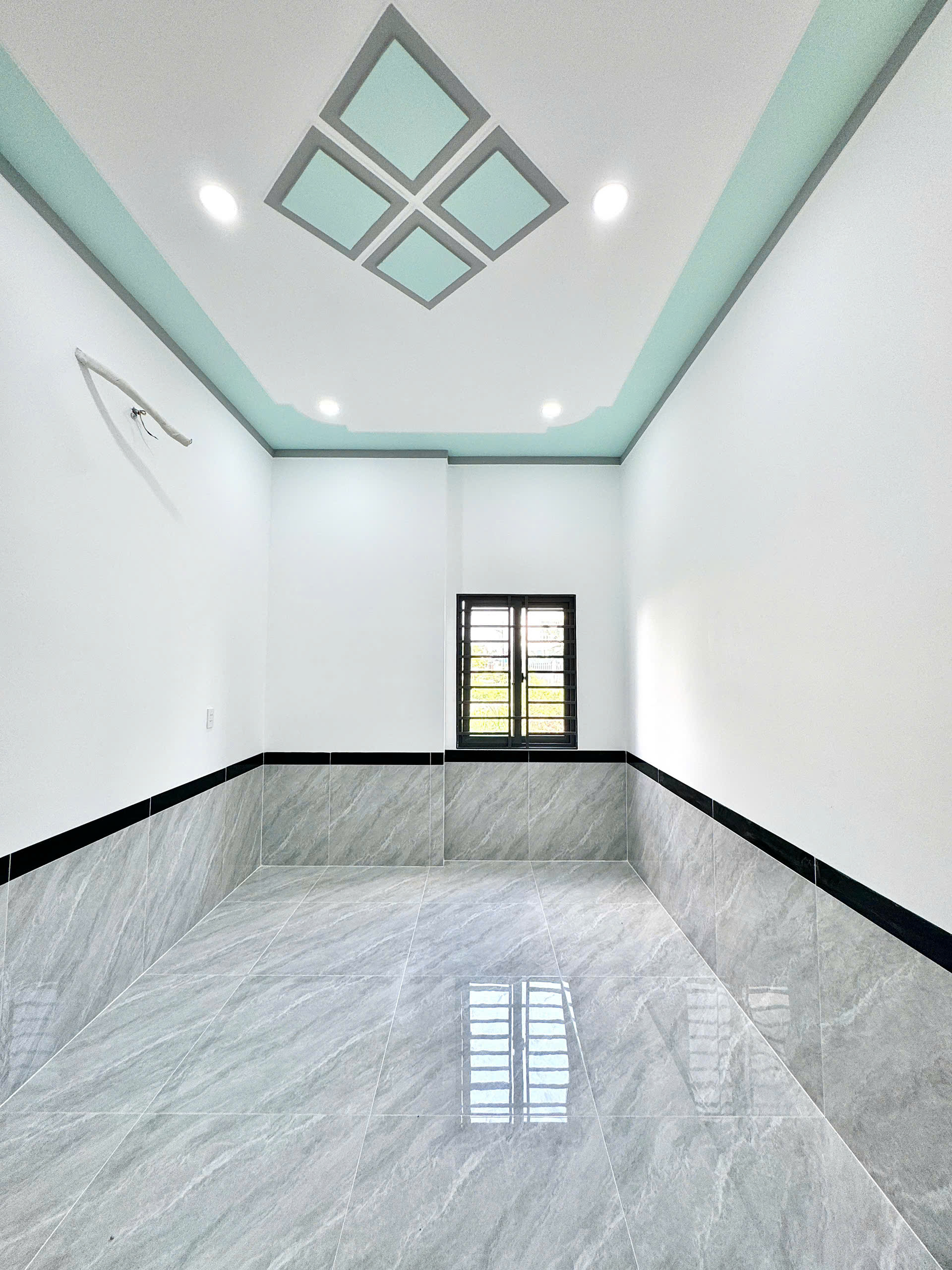 Bán nhà ĐẸP 3 Tầng Trung Tâm Biên Hòa,cho anh chị em tiền ít mà ở nhà Trung Tâm - Ảnh chính
