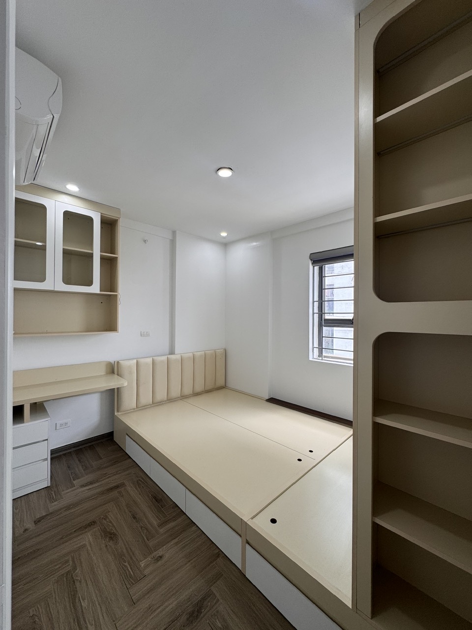 Bán căn hộ chung cư Rice City Linh Đàm, Hoàng Mai 72m2, sổ đỏ giá chỉ 4.x tỷ - Ảnh 4