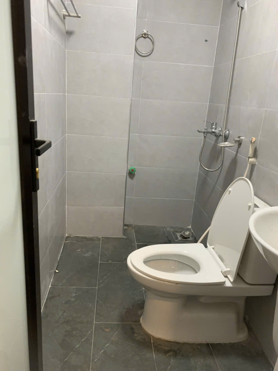 BÁN NHÀ THỊNH LIỆT- HOÀNG MAI, 34 M2, 6 TẦNG, THANG MÁY, MẶT TIỀN 4,3 M, GIÁ 8,95 TỶ. - Ảnh 2