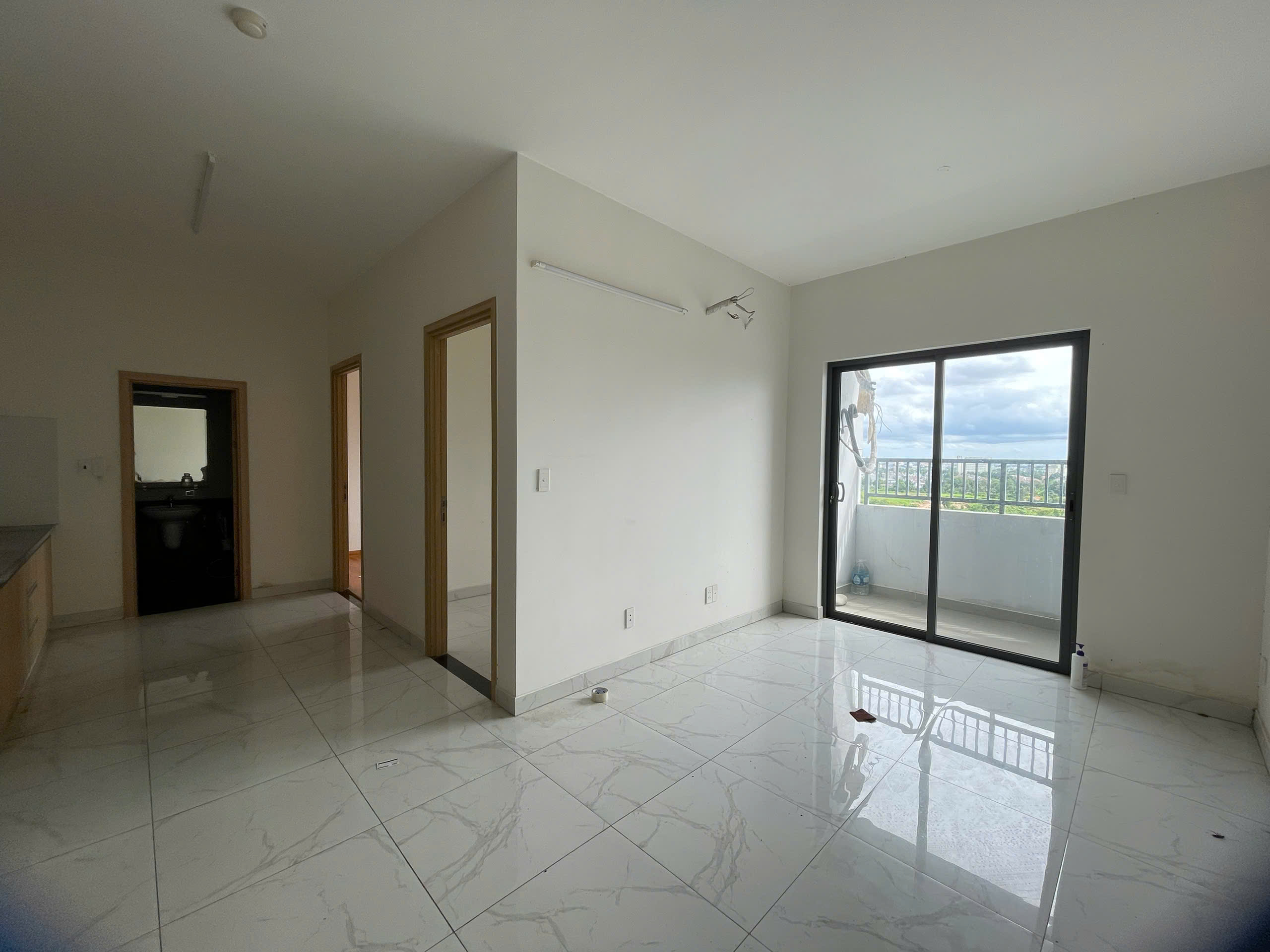 Chính chủ bán fresca giá rẻ, view quận 1 với 2 phòng - Ảnh 1