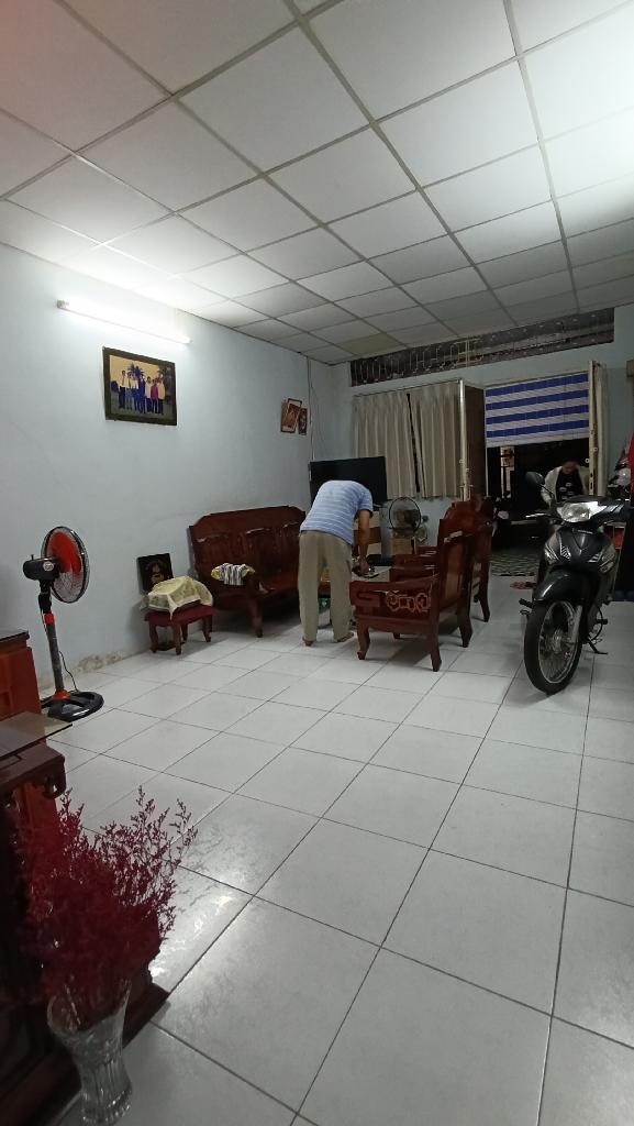 Nhà hẻm 258 DBT. căn góc, cần bán nhanh thiện chí TL, SHR - Ảnh 2
