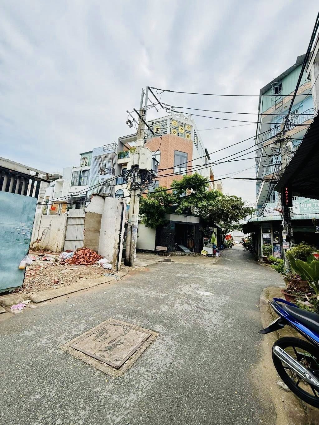 GIÁP AEON TÂN PHÚ  - HẺM 6M THÔNG - ĐẤT LÔ GÓC - SỔ 2025 75M NHỈNH 4 - Ảnh 2