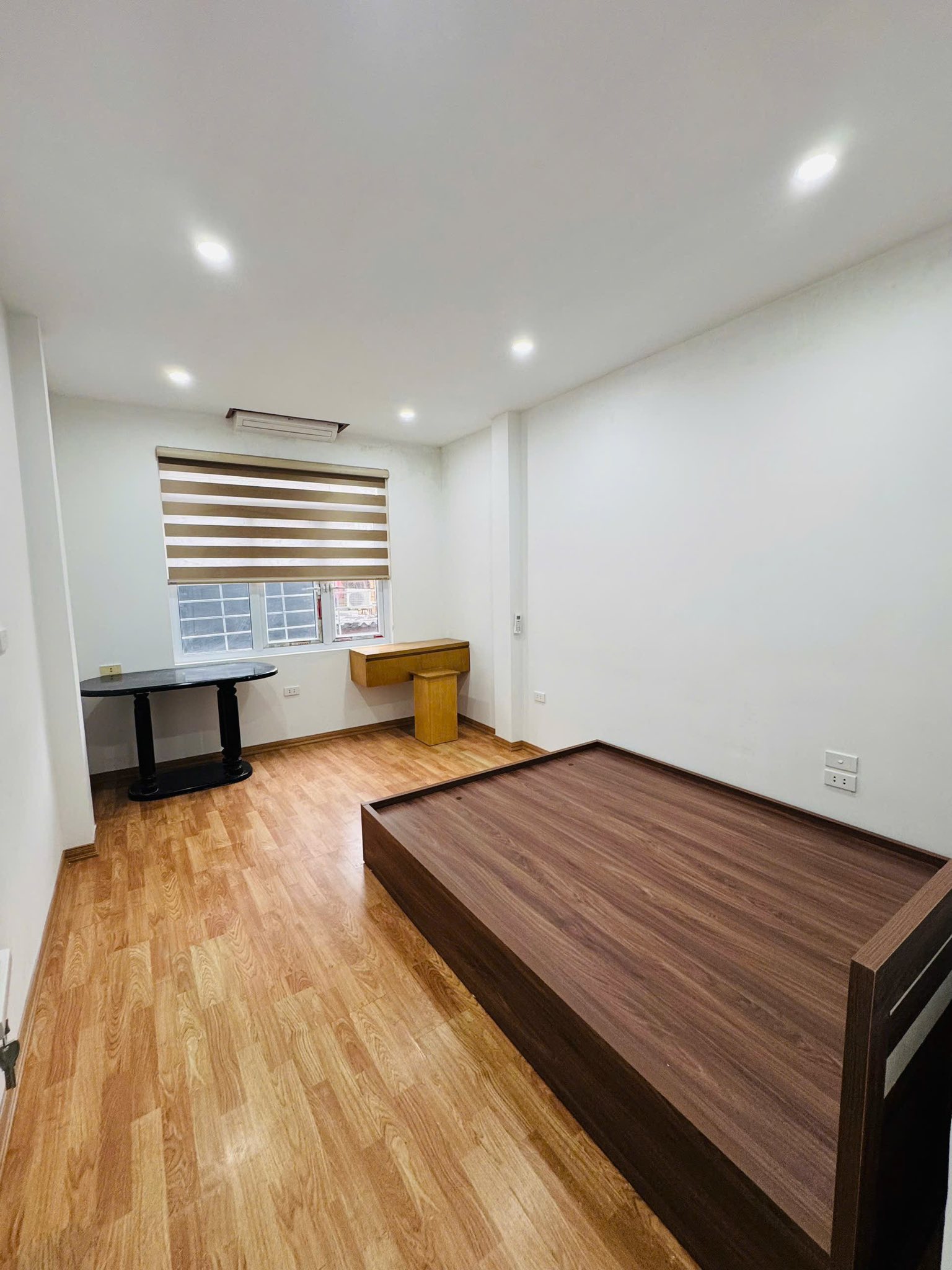🔥🔥TIN NÓNG**CHÍNH CHỦ GỬI BÁN – NHÀ ĐẸP NGUYỄN TRÃI – NGÕ GẦN PHỐ – 5 TẦNG Ở NGAY – GIÁ CỰC YÊU!** - Ảnh 2