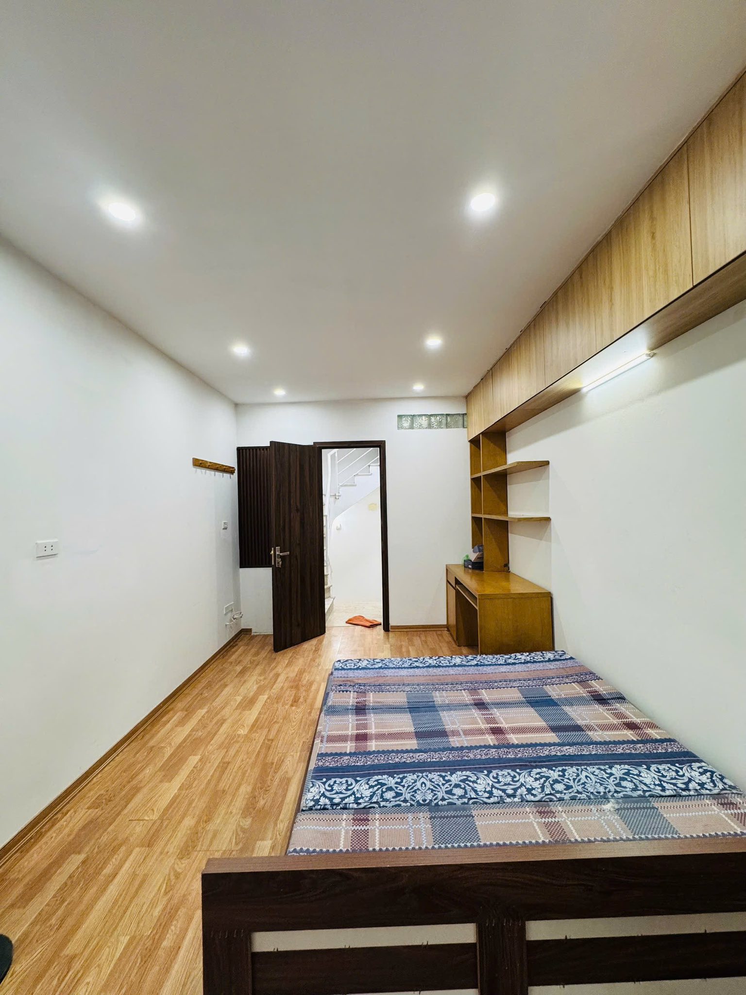 🔥🔥TIN NÓNG**CHÍNH CHỦ GỬI BÁN – NHÀ ĐẸP NGUYỄN TRÃI – NGÕ GẦN PHỐ – 5 TẦNG Ở NGAY – GIÁ CỰC YÊU!** - Ảnh 3