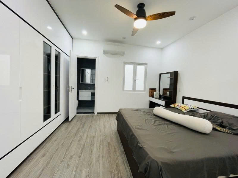 "Nhà 5 Tầng HXH – Cách Mặt Tiền 30m – 50m² Sổ Vuông – Hoàn Công Đủ – Giá chỉ 8 tỷ tl - Ảnh 4