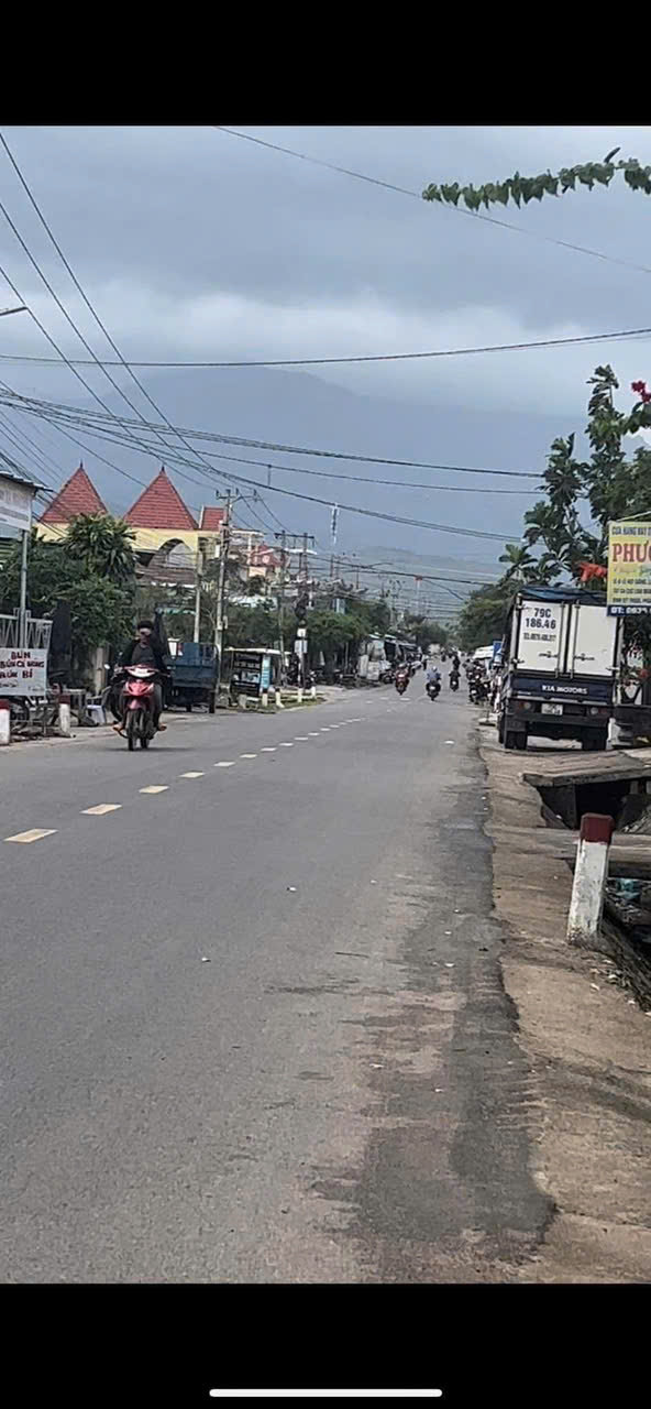 LÔ ĐẤT VỊ TRÍ ĐẸP- ĐẦU TƯ LÀ SINH LỜI Chính chủ Cần bán nhanh lô đất tại thị xã Ninh Hòa, tỉnh - Ảnh 4