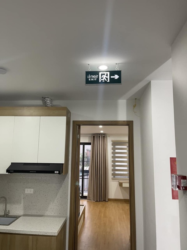 Bán nhà phố Lạc Trung ngõ nông ô tô thang máy dòng tiền 50 triệu khu vực đắt đỏ 70m2 giá 18 tỷ - Ảnh 1
