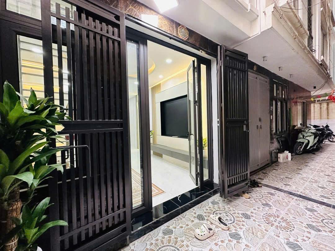 Bán nhà Tả Thanh Oai, Thanh Trì + 42 m², 5T, full nội thất xịn xò + 5,45 tỷ + 0844444453 - Ảnh 4