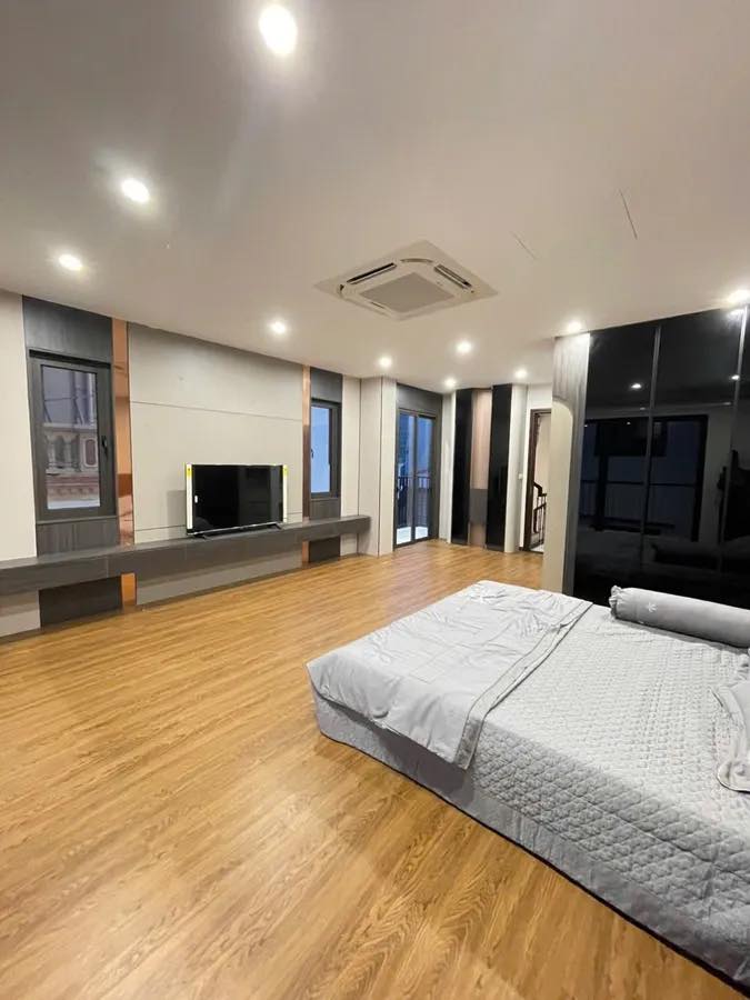 Bán Gấp Nhà Ngọc Thụy Phân Lô 55m2 6T, Mặt Tiền 5m Lô Góc, Gara Ô Tô, Kinh Doanh 13.X Tỷ - Ảnh 4