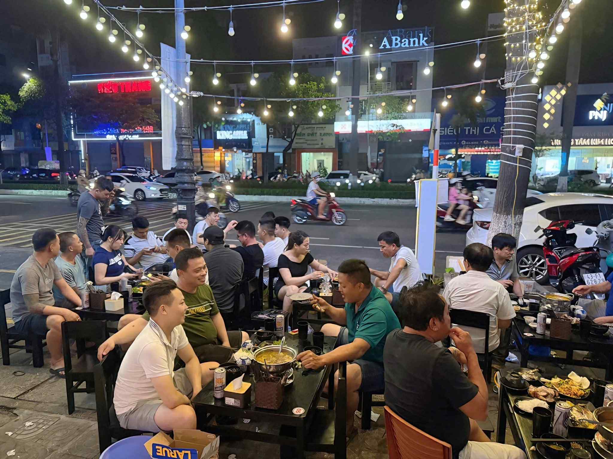 CẦN SANG NHƯỢNG QUÁN NHẬU khu vực sầm uất, đông dân cư qua lại - Ảnh 4