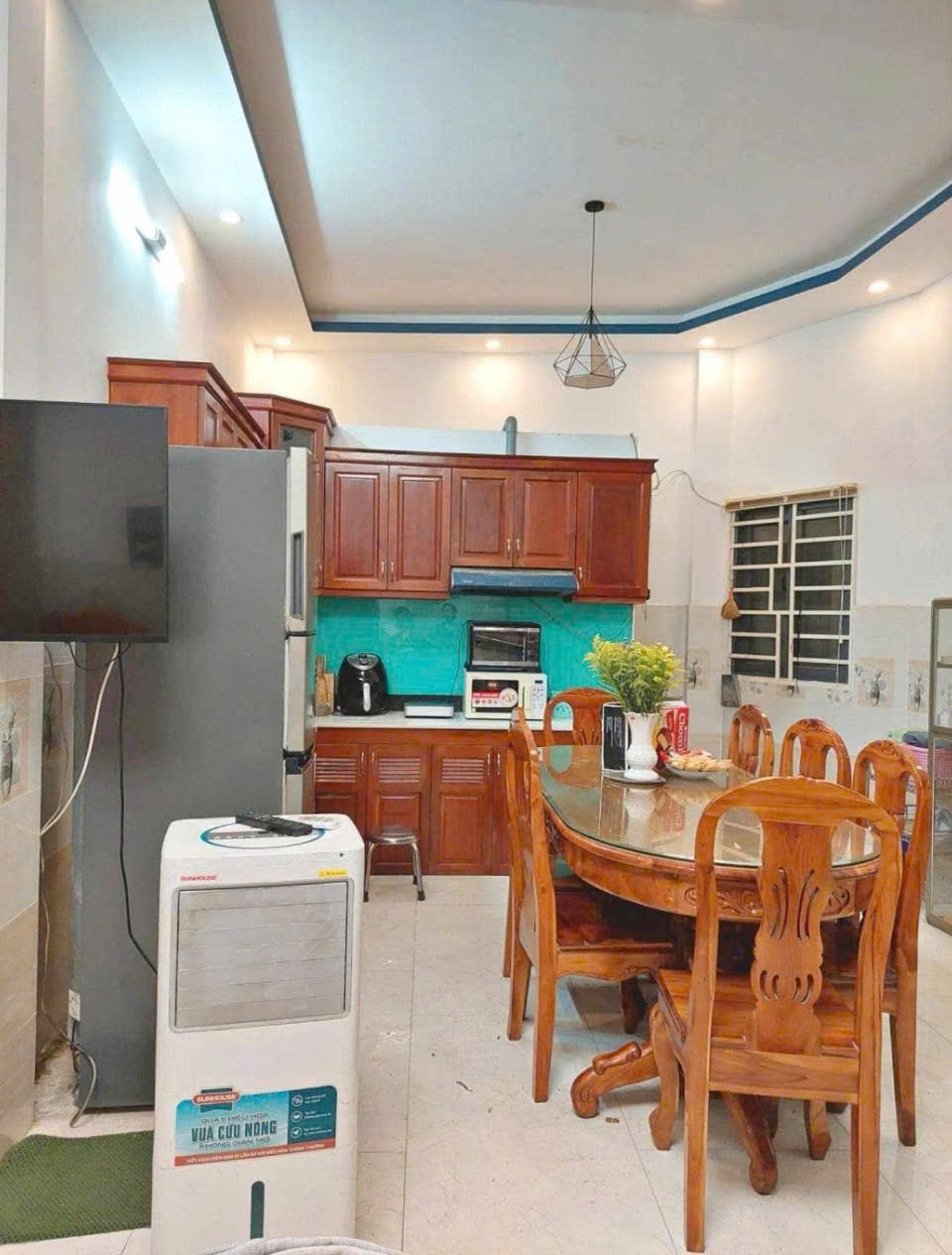 NGAY PHỐ ẨM THỰC PHAN XÍCH LONG, SÁT MẶT TIỀN, NGANG 4.5M, Gần 40m2, chỉ 5.1 tỷ - Ảnh chính