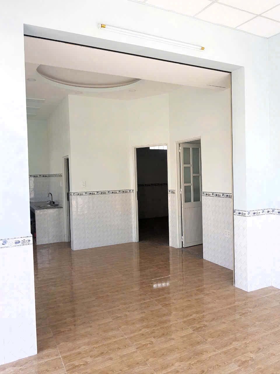 Bán nhà 2 mặt tiền hẻm xe hơi Linh Đông, diện tích 136m2, hơn 7 tỷ - Ảnh chính