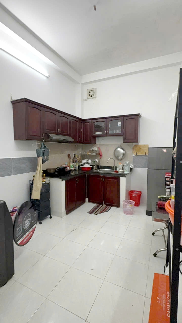 Nhà 2 tầng hẻm thẳng Bùi Minh Trực P6Q8. Giá 5,48 tỷ - Ảnh 1